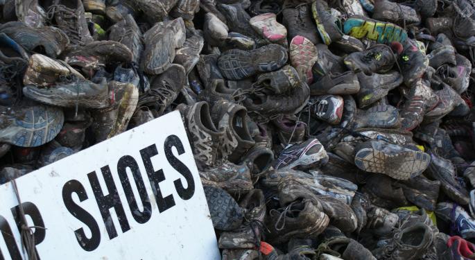 Shoe Stores Stink: UBS Downgrades Foot Locker, Finish Line