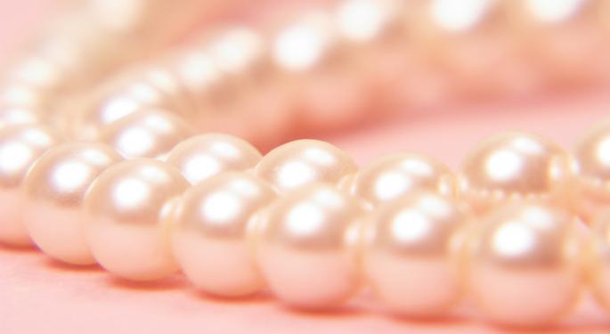 Tiffany Earnings Preview: Higher Revenue but Lower EPS Expected