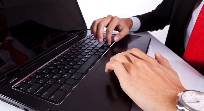Two Reasons Why Microsoft May Want a Piece of Dell