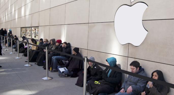 Will Apple Report Sales of 37.5 Million iPhones in Q2 2013?