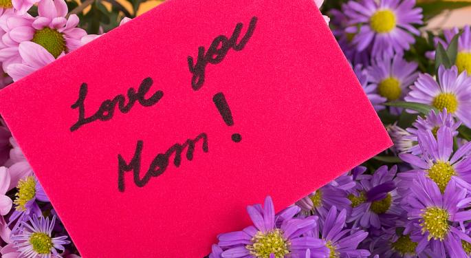 Mother's Day: 9 Gifts That Are Way Cooler Than a Bouquet of Flowers