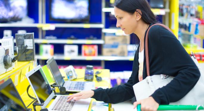 Best Buy or HH Gregg: Which is the Better Bet?