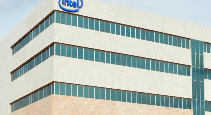 Analysts Mainly Bullish On Intel Following Results