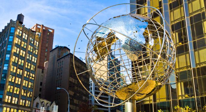 Charter Continues Talks on Financing for Time Warner Cable Bid
