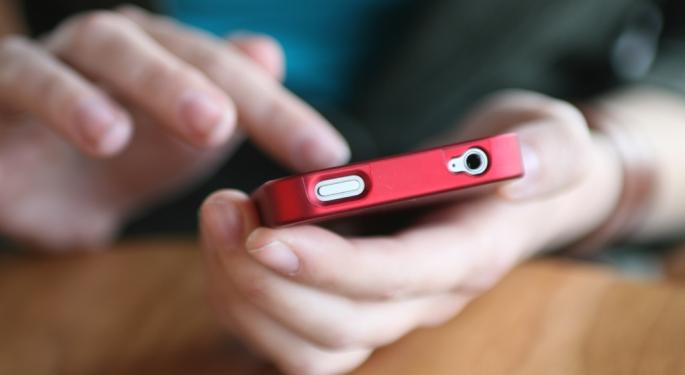 Amazon's Phone is a "Low-Risk Strategy" That Could Pay Off