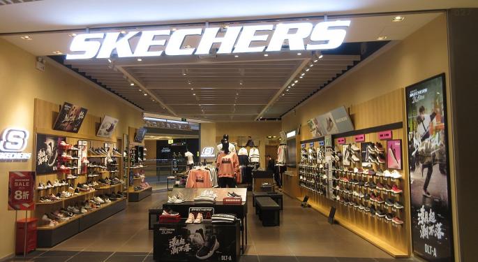 After Skechers Issues Weak Guidance, Wells Fargo Predicts First Annual EPS Decline Since 2011