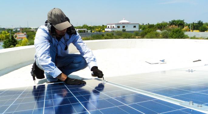 First Solar's 2017 Headwinds Leave Morgan Stanley Cautious