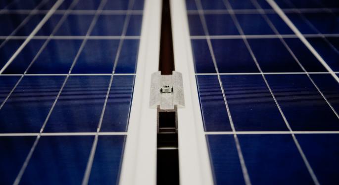 2 First Solar Analysts Take Opposite Sides Of Trade Before Q3 Report