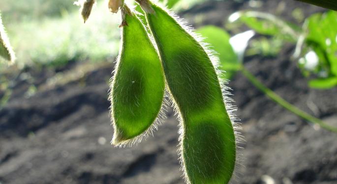 Survey: Monsanto Investors Love Deal, Bayer Investors Hate It