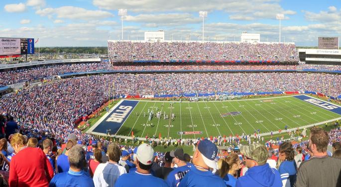Apple No Longer Bidding For NFL Games; Facebook, Amazon, Verizon And Yahoo Are Left