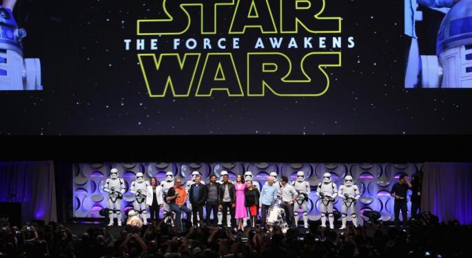 'Star Wars: The Force Awakens' Could Boost Entire Entertainment Industry, Experts Say