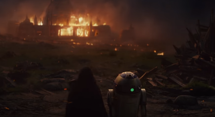 'The Last Jedi' Falls Short Of 'The Force Awakens,' Stills Collects $220 Million