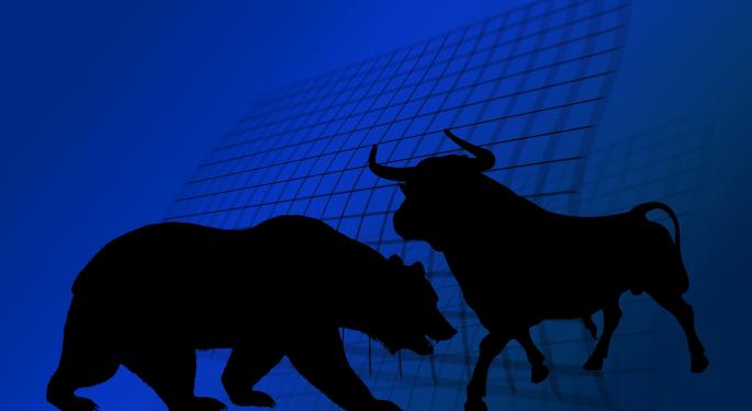 Benzinga's Bulls & Bears Of The Week: Altria, DowDupont, Oracle, Roku And More