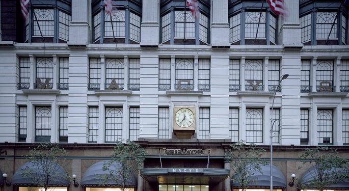 Analysts Throw In The Towel On Macy's; Shares Sink 14%