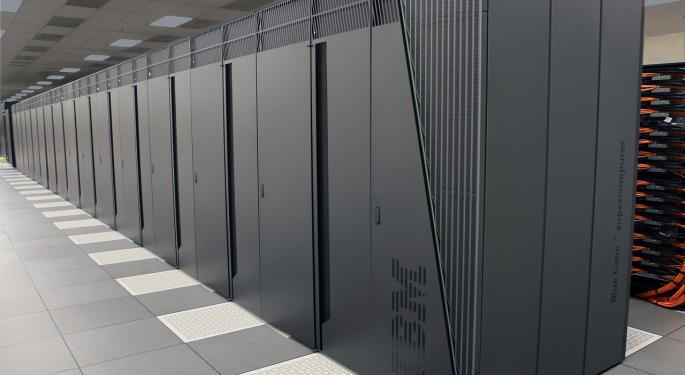 Analysts React To IBM's Q2; Report 'Helps Put In A Valuation Floor,' Says Morgan Stanley