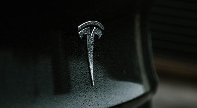 Tesla detiene la producción del Model 3 en California