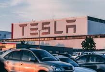Musk Spinge Tesla Verso La Produzione Del Camion Semi