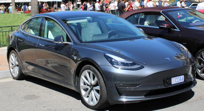 Tesla: entregas récord de Model 3 en Shanghai