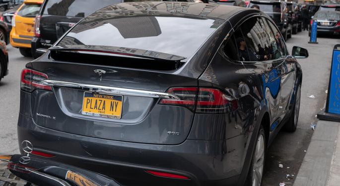 Tesla Pushing For Direct Sales In New York: What It Could Mean For Investors