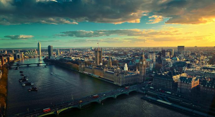 UK GDP: Economy Avoids Recession Despite Weak Growth