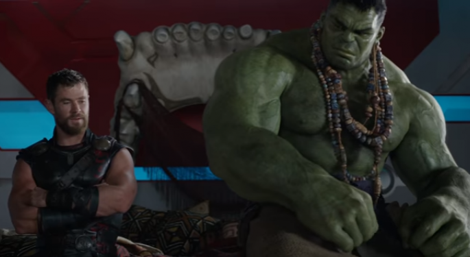 'Thor' Hammers 'Justice League' In Post-San Diego Comic-Con Social Media Wars