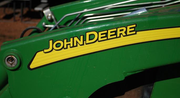3 Reasons Deere & Company Could Report Dismal Earnings Tomorrow
