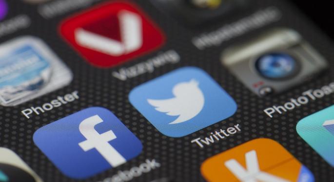 Twitter Reports Q1 Earnings Beat, Monetizable DAUs Rise To 166M