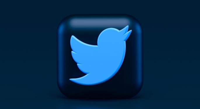 Twitter's Q4 Strong, But Company Needs Meaningful Revenue Growth: Analysts React To Earnings