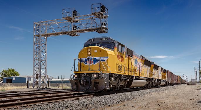 Canadian Pacific, CN Continue To Lobby For Merger Support