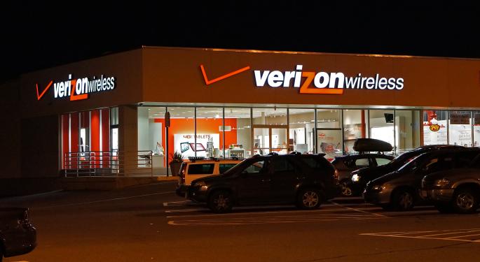 Verizon Downgraded On Threat Of Near-Term Challenges