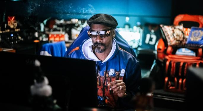 How To Watch Weedmaps' 'Even Higher Together' Virtual Event Ft. Snoop Dogg & A$AP Rocky This 4/20