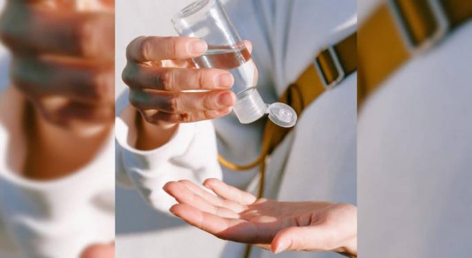 What You Should Know About CBD Hand Sanitizer