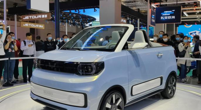 GM Joint Venture's Budget EV Remains Top-Selling NEV In China Ahead Of Tesla Model Y, Model 3