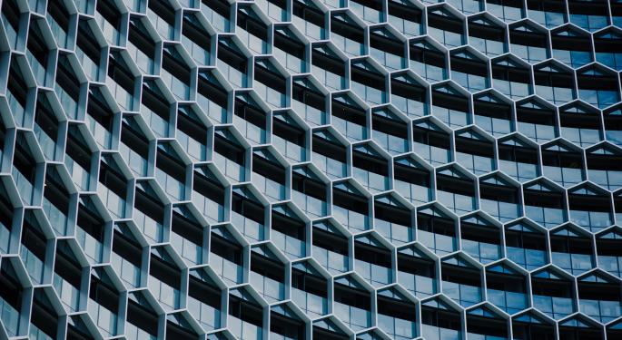 Liquid Staking: What Is It And How Can It Amplify Your DeFi Strategies?