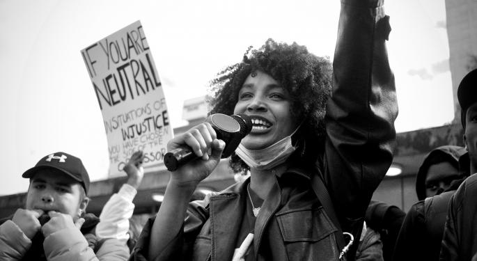 Amazon Bows To Shareholder-Pressure And Conducts Racial Equity Audit: What You Need to Know