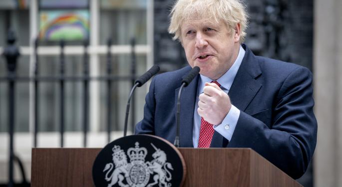 Boris Johnson intenta ganar un acuerdo comercial con la India