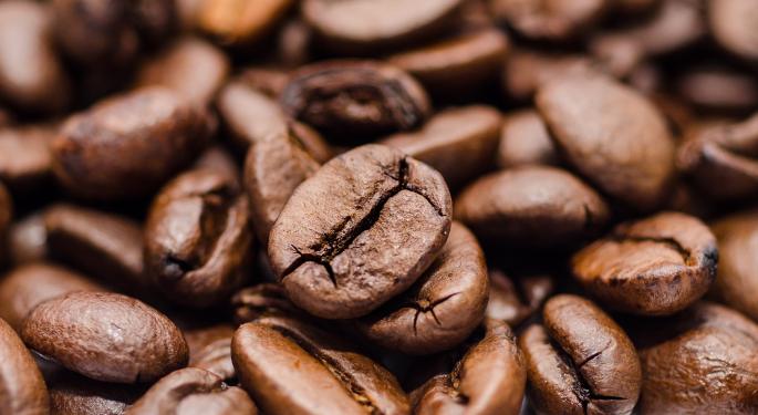 Why This Starbucks Analyst Says Stock Valuation Is At 'Historical Low'