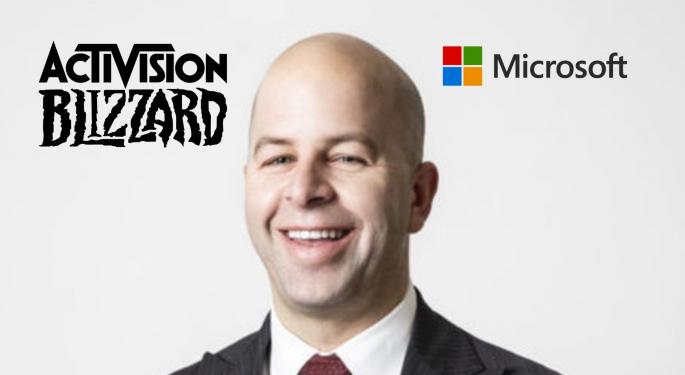 Exclusive: Arbitrage Expert Julian Klymochko Explains Why Warren Buffett Is Buying Activision Blizzard Shares