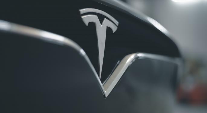 ¿Comprará Tesla una compañía minera de litio?