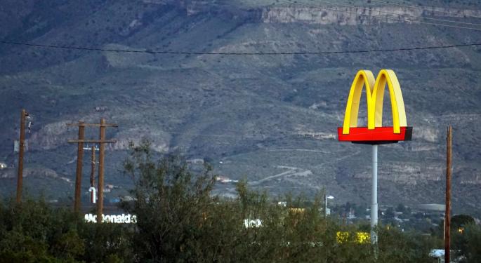 PreMarket Prep Hits The Drive-Thru: Comparing McDonald's, Wendy's Stock Performance