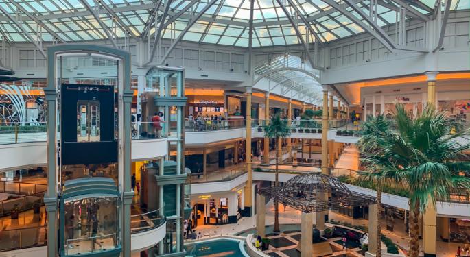 BREAKING: Fire Breaks Out At Somerset Collection Mall in Troy, Michigan
