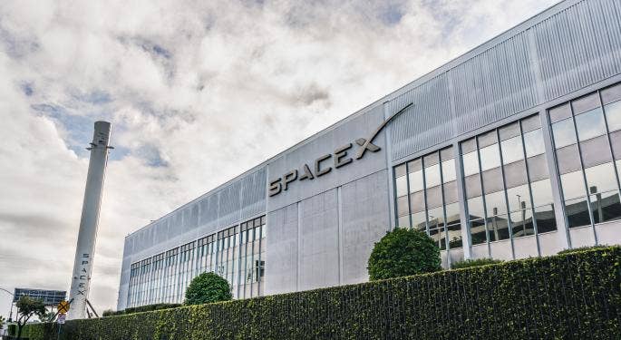 SpaceX licenzia i dipendenti che criticano Elon Musk