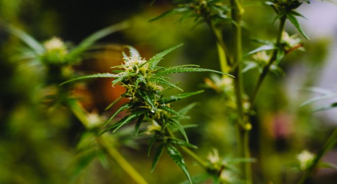 Cannabis Ads Might Soon Be On TV, Radio: House Advances Bill To Lift FCC Ban In Legal Marijuana States