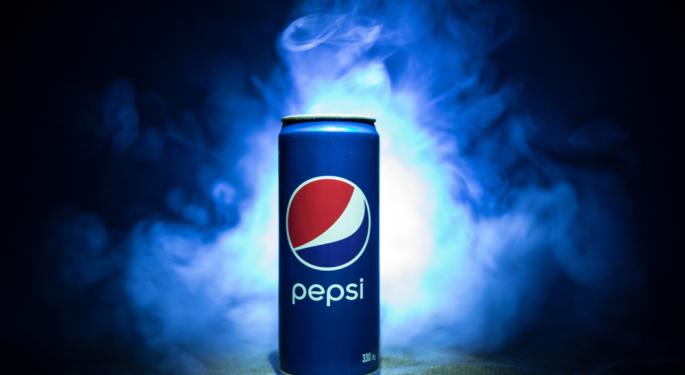 Strong Fundamentals But Valuation High: Why Analysts Are On The Sidelines Of Pepsi Stock