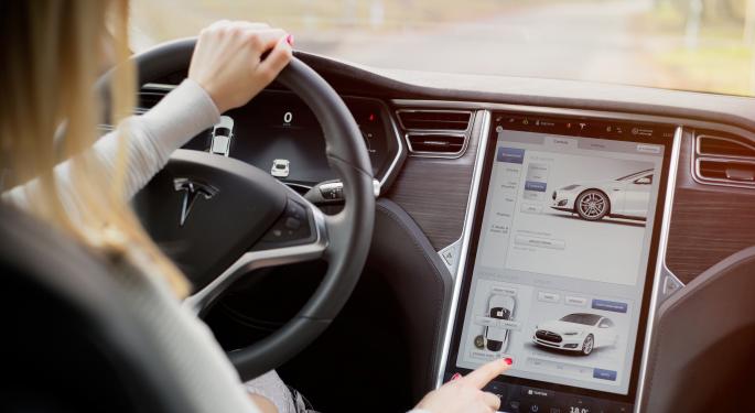 Tesla Loses Key AI Executive: How Elon Musk Reacted