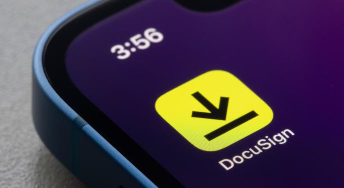 Why This DocuSign Analyst Says There's Downside Ahead