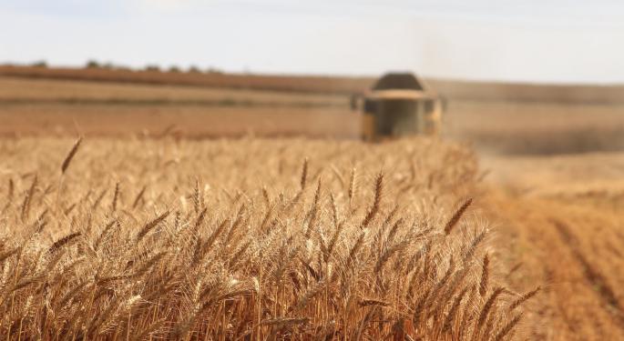 Global Droughts And Development Have Dwindling U.S. Farmland Fighting For Survival