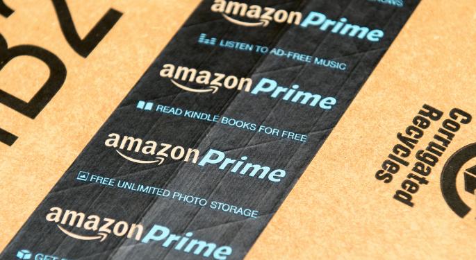 Amazon, Honeywell Are CNBC 'Fast Money' Calls Of The Day; Steve Weiss Is Shorting This Sector
