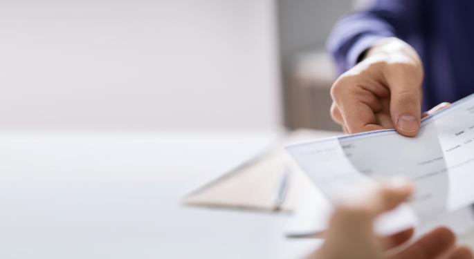 Hot Wage Growth, 'Encouraging' Jobs Data: 5 Experts React With Interest Rates Hanging In The Balance