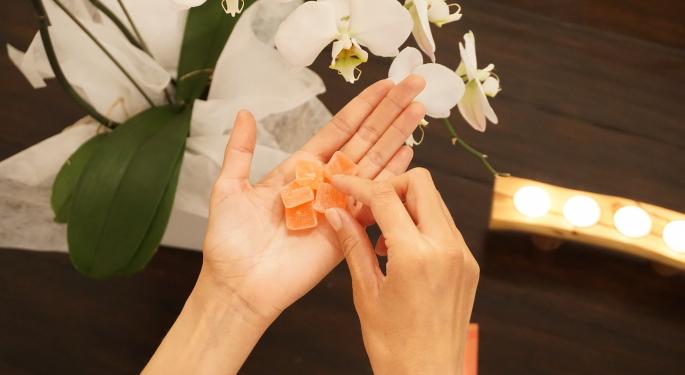 Move Over Starbucks, Martha Stewart Has A Cannabis Pumpkin Spice Gummy On The Way